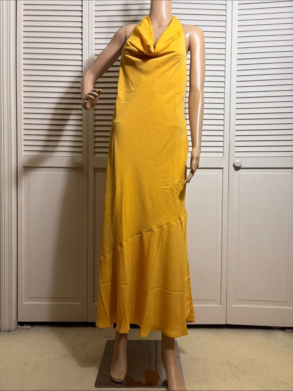 NWT Abercrombie & Fitch Yellow Cowl Halter Maxi Dress Medium Petite